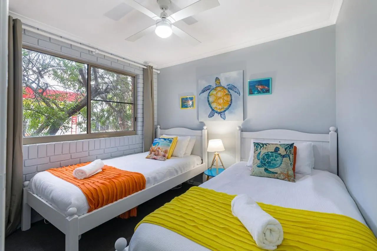 Family, Romance, Fun On Kings Beach Caloundra