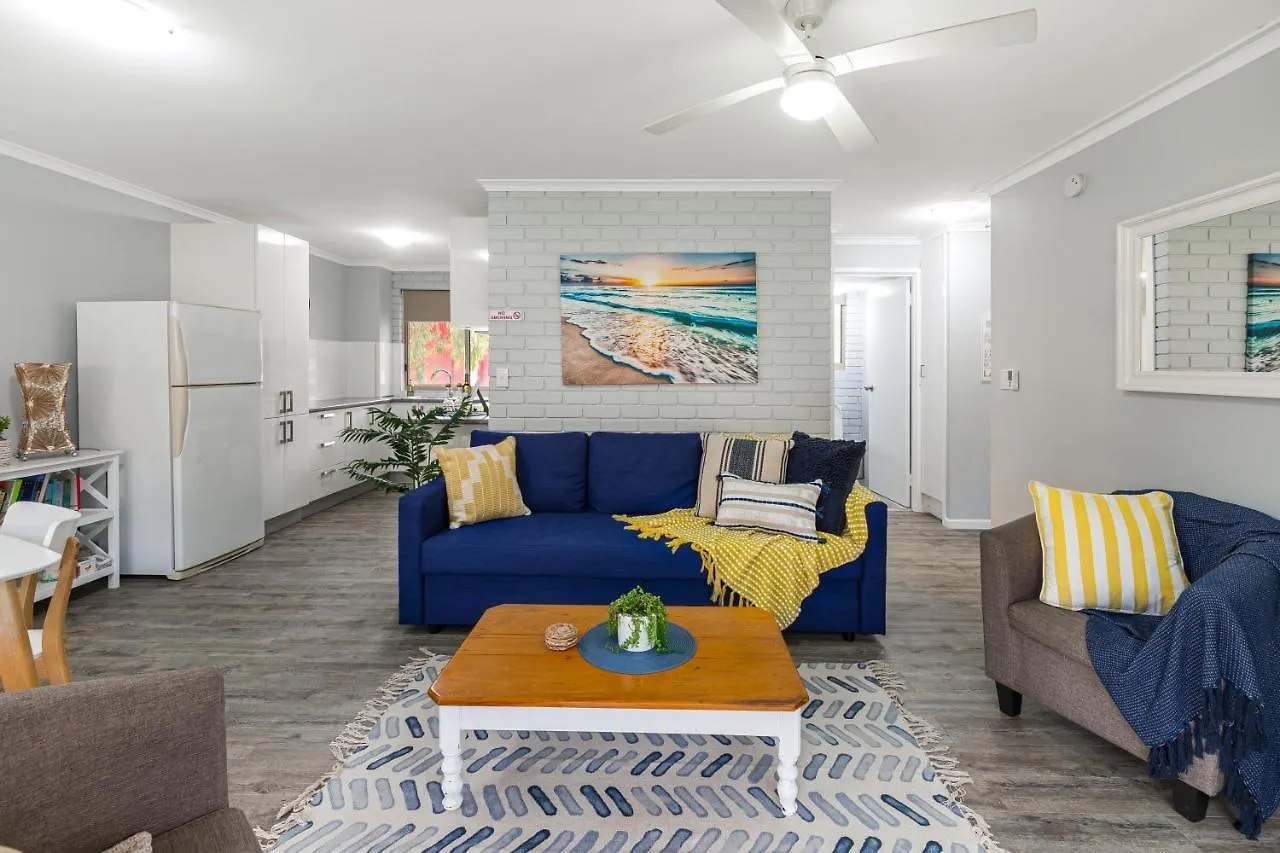 Family, Romance, Fun On Kings Beach Caloundra